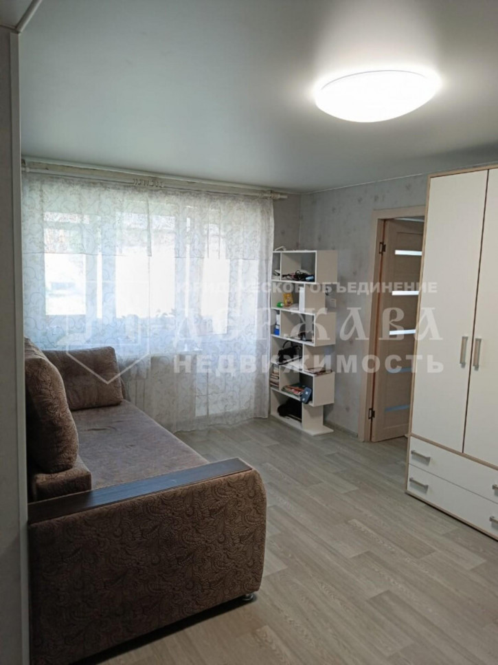 2-комн квартира улица Александрова