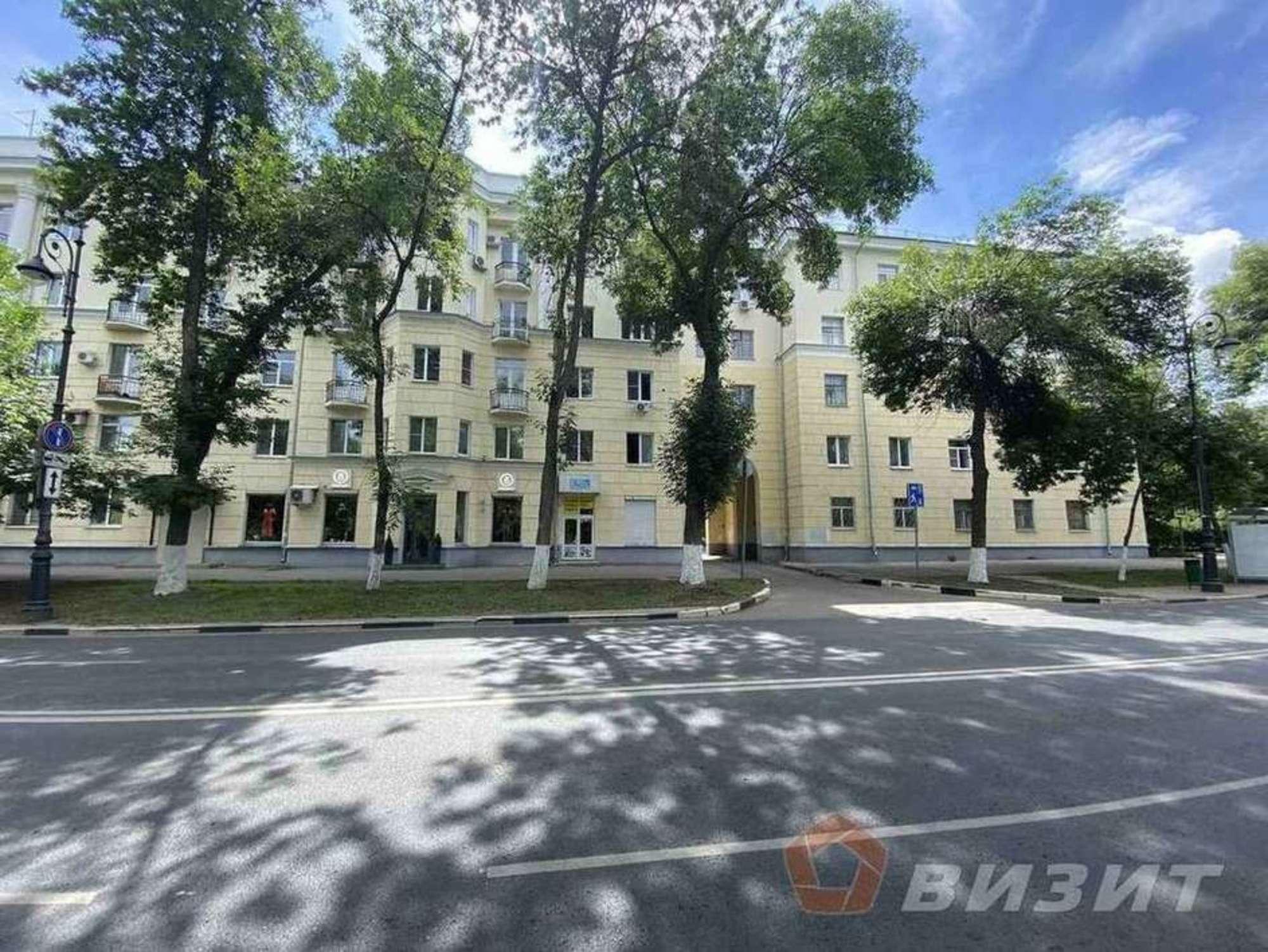 Сдать складское помещение за 5 000 рублей на Волжский проспект, 39
