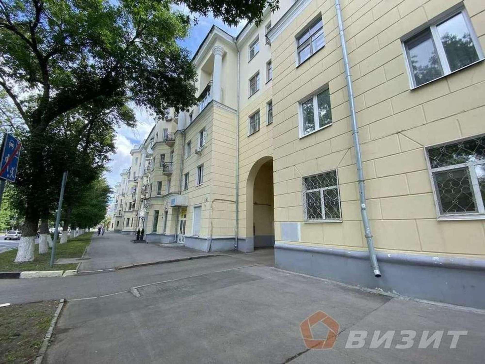 Сдать складское помещение за 5 000 рублей на Волжский проспект, 39