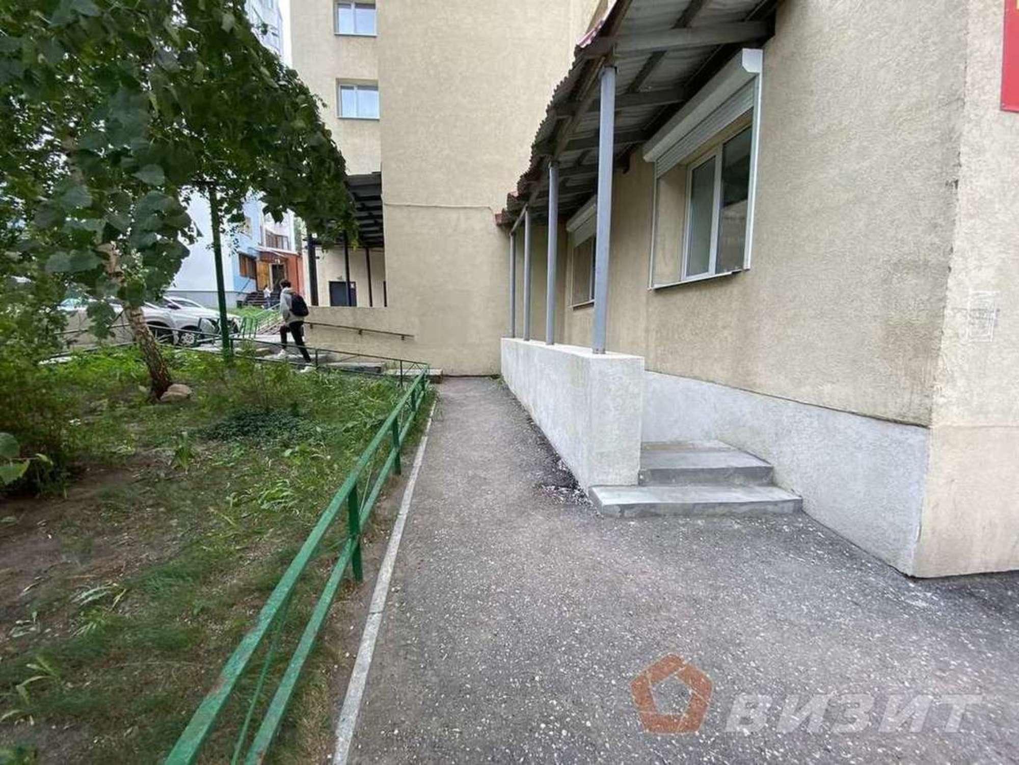 Купить офис, помещение под офис за 990 000 рублей на Демократическая улица, 2б