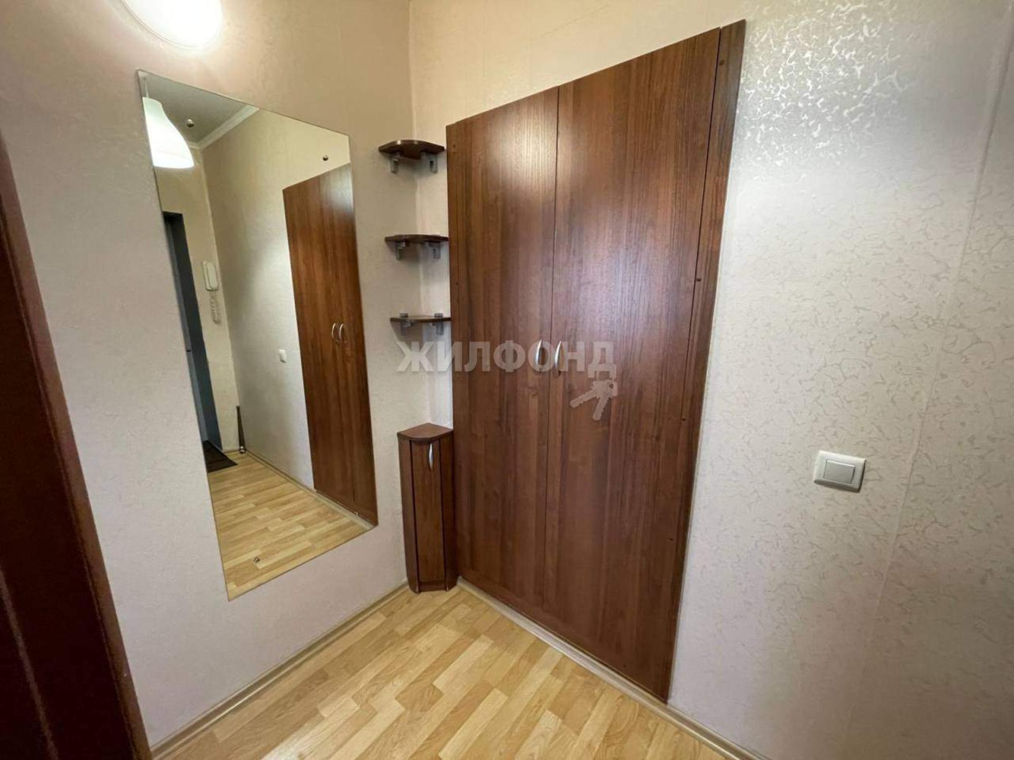 Купить квартиру за 3 900 000 рублей на Богдана Хмельницкого улица, д.11/1