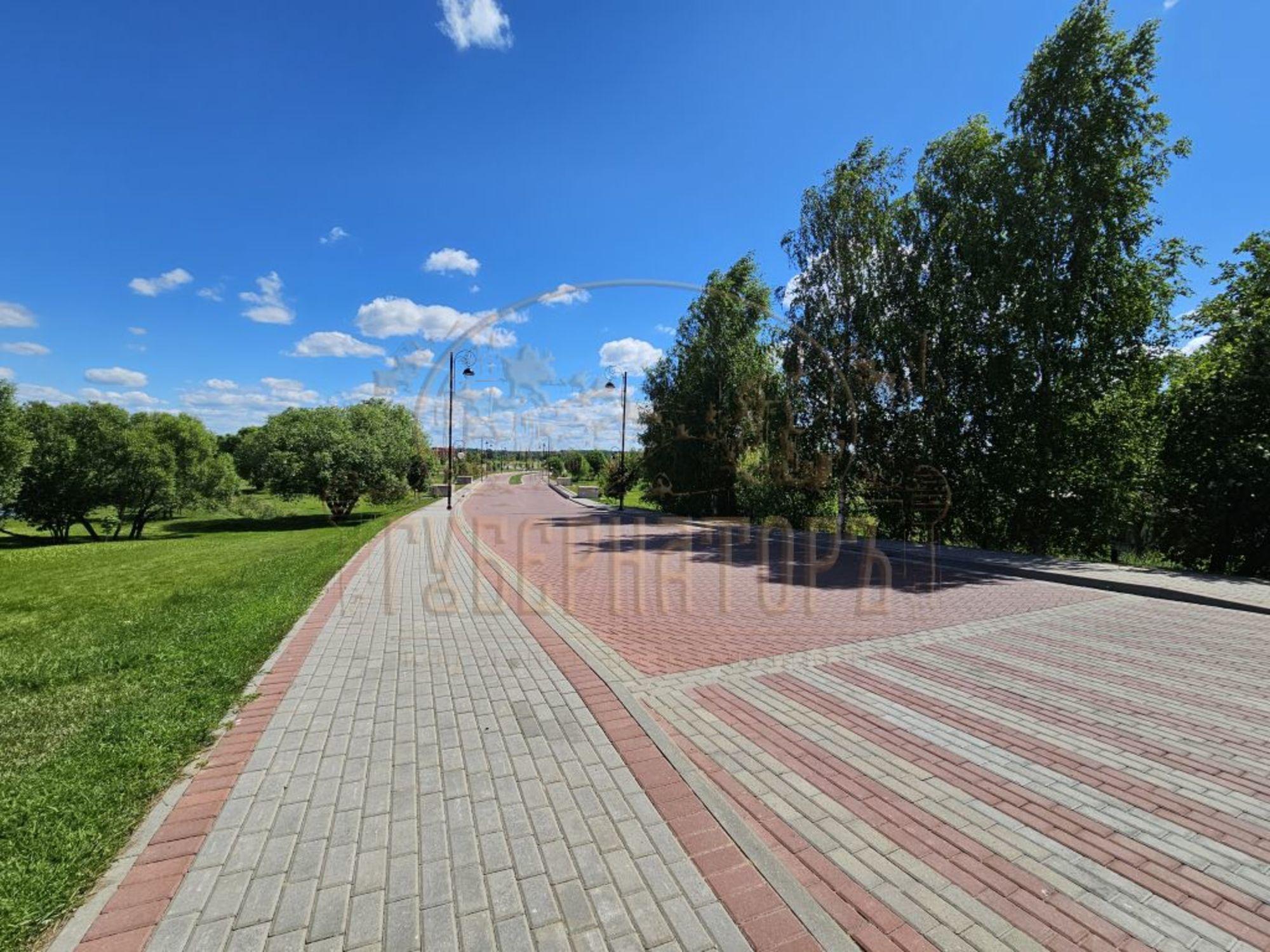 Купить землю, земельный участок за 290 400 000 рублей на Отроковичи д