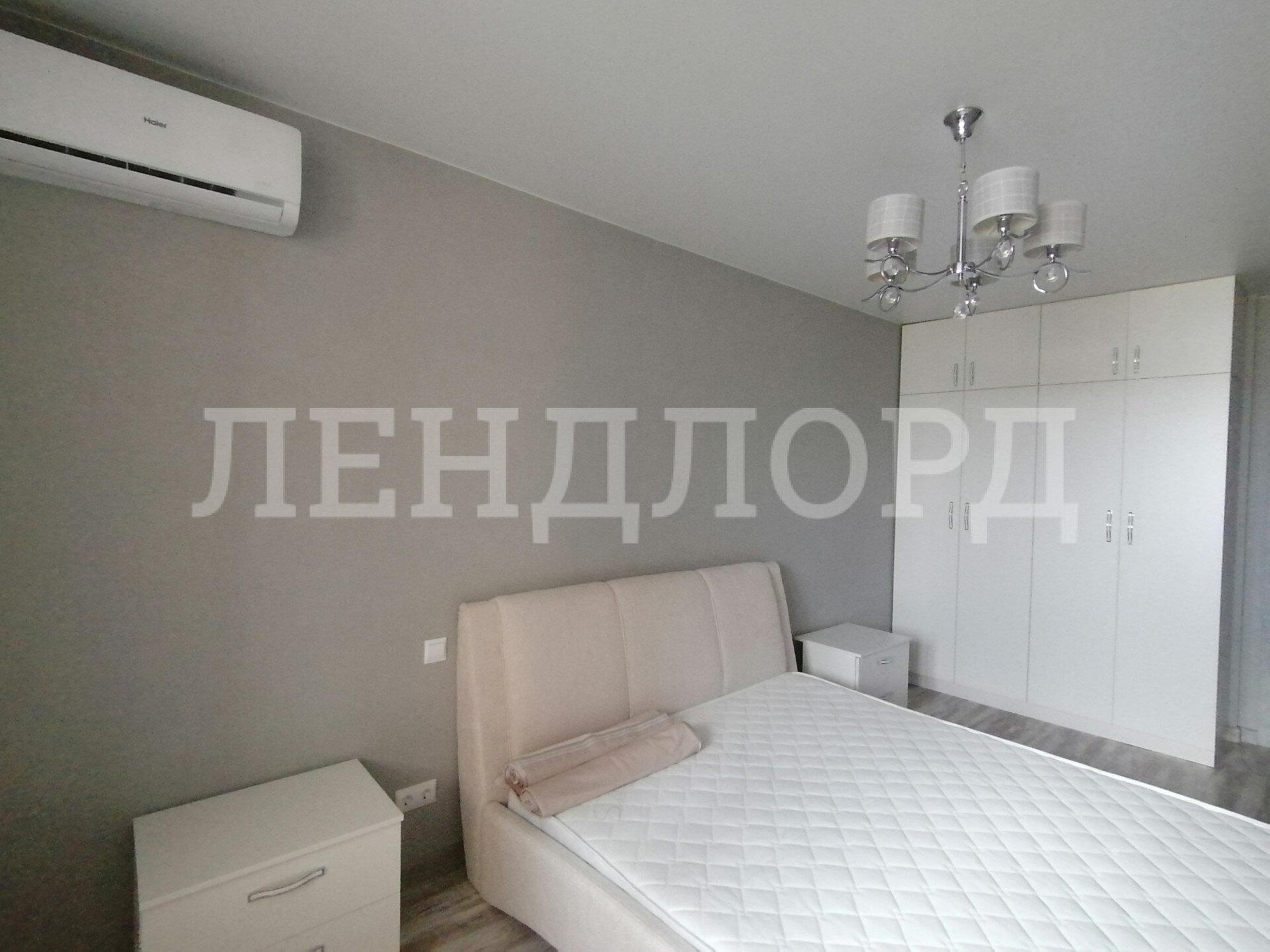Сдать квартиру за 35 000 рублей на улица Оганова, 20к3