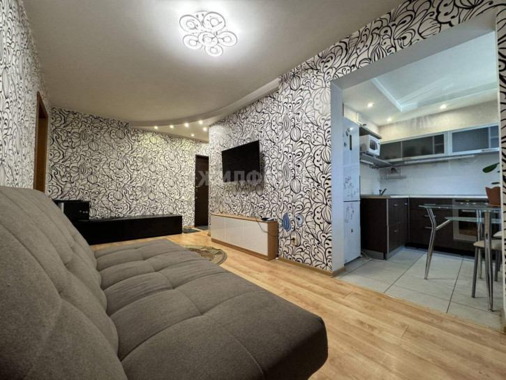3-комн квартира Циолковского улица, д.60