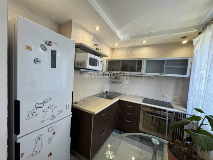 3-комн квартира Циолковского улица, д.60