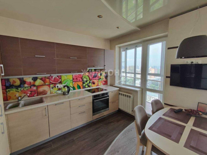 3-комн квартира Фрунзе улица, д.234