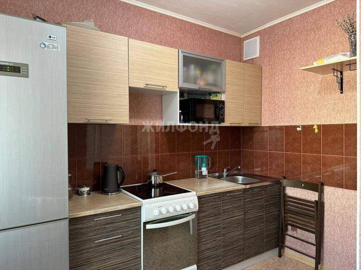 2-комн квартира В.Высоцкого улица, д.42/3