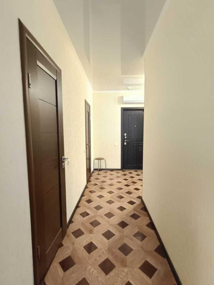 2-комн квартира улица Кирова, 1