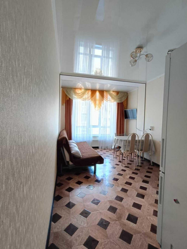 2-комн квартира улица Кирова, 1