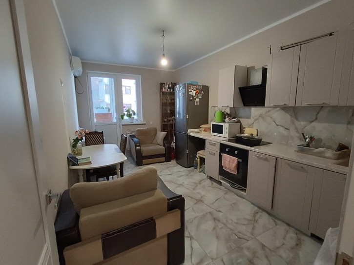 2-комн квартира улица Омелькова, 93