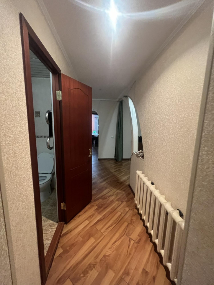 4-комн квартира Астраханская улица, 86