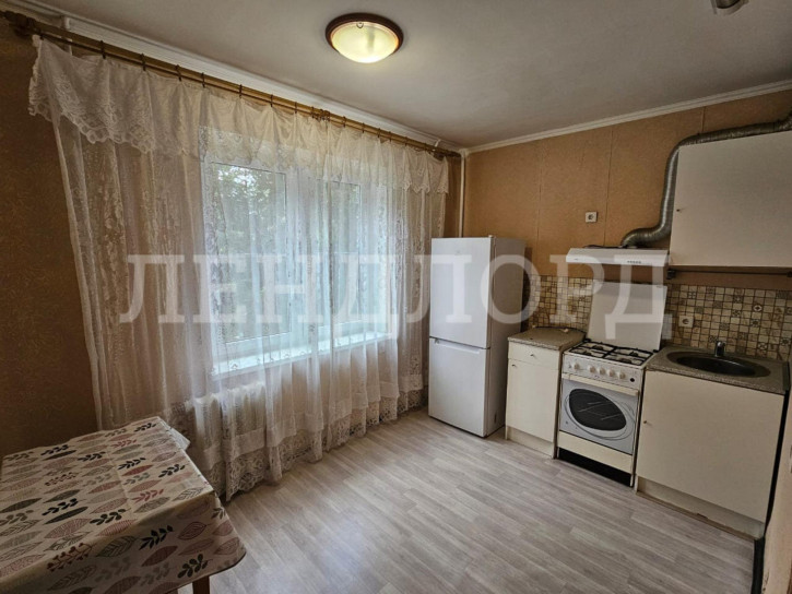 1-комн квартира улица Добровольского, 36/2