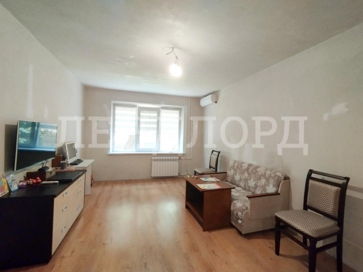 3-комн квартира Таганрогская улица, 124