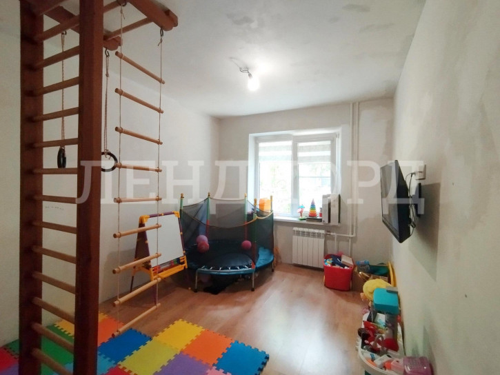 3-комн квартира Таганрогская улица, 124