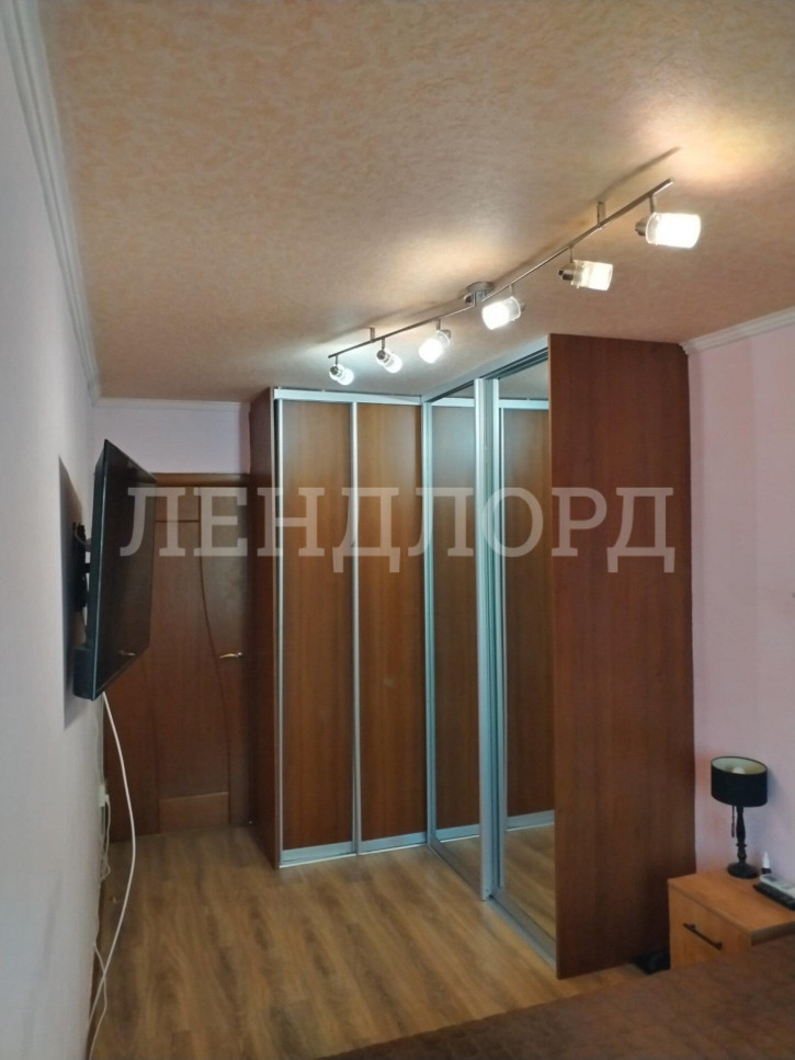 2-комн квартира проспект Соколова, 75