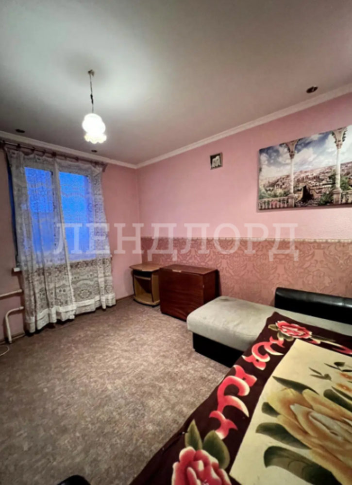 2-комн квартира Футбольная улица, 25