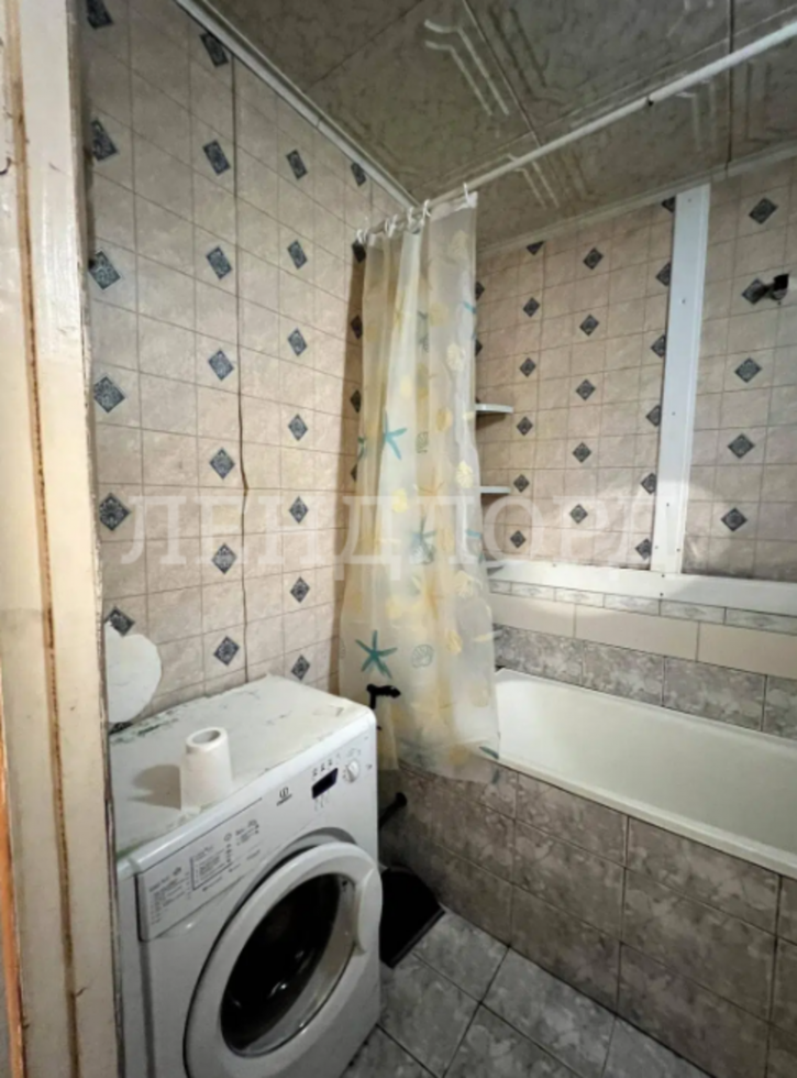 2-комн квартира Футбольная улица, 25