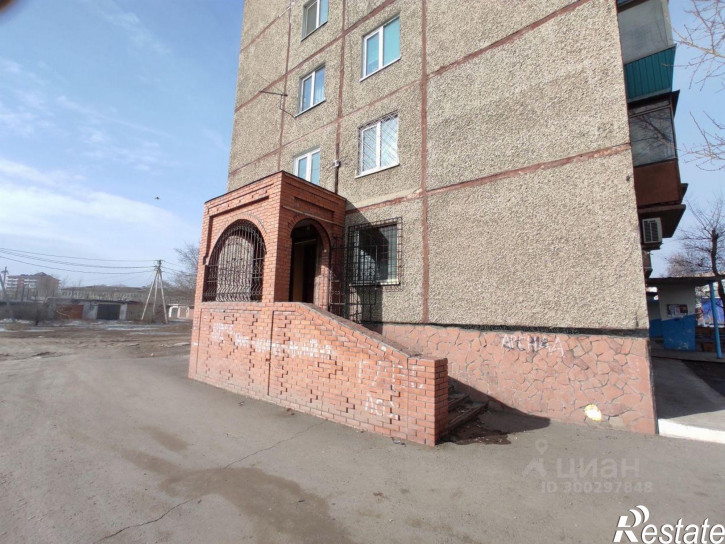 Торговое помещение ул Генерала Тихонова, 33,  д. 33