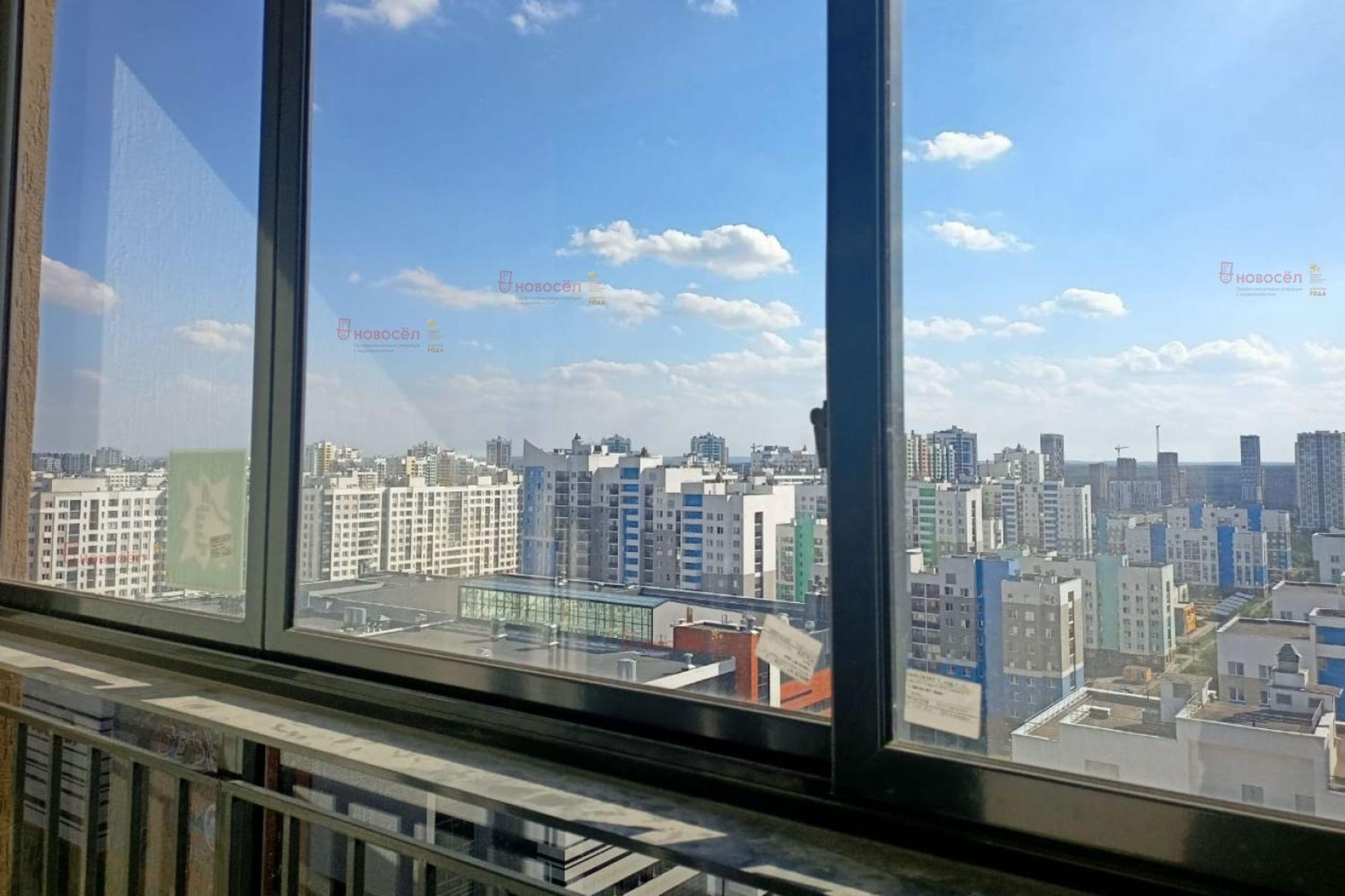 Купить квартиру за 8 562 350 рублей на Краснолесья 96