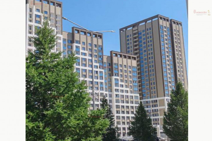 2-комн квартира Краснолесья 96