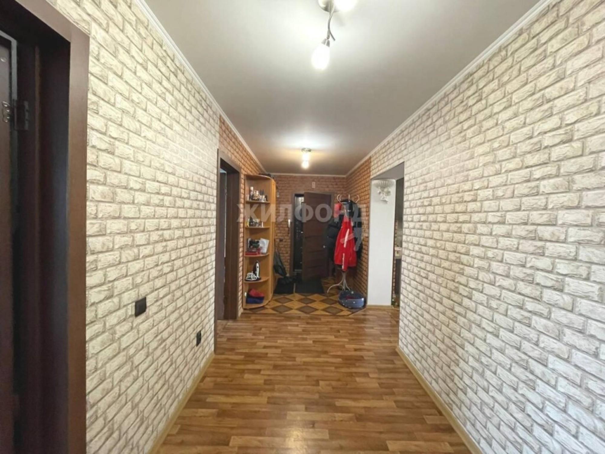 Купить квартиру за 8 390 000 рублей на Калинина, 20