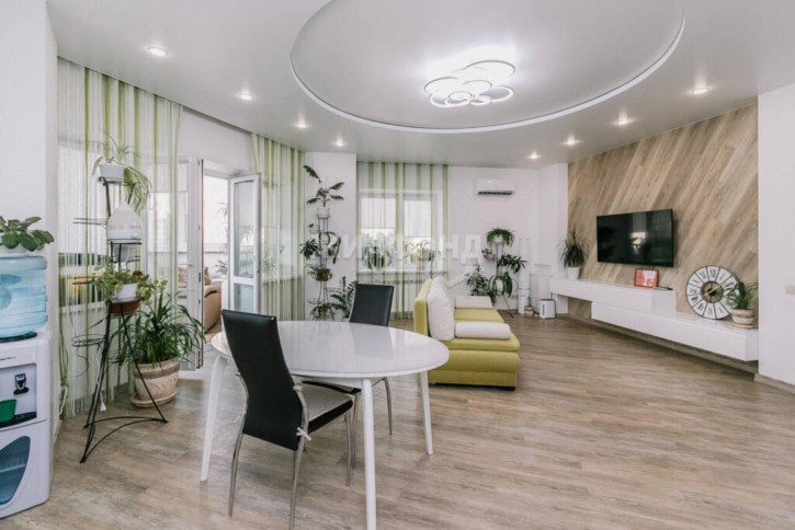 4-комн квартира Галущака, 17