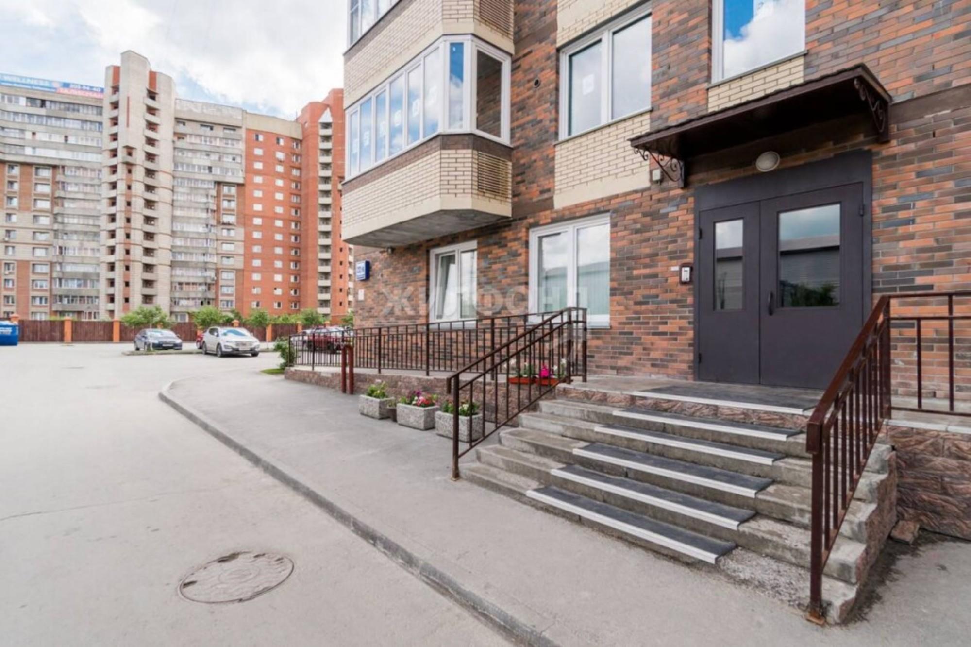 Купить офис, помещение под офис за 990 000 рублей на Кошурникова, 22/6