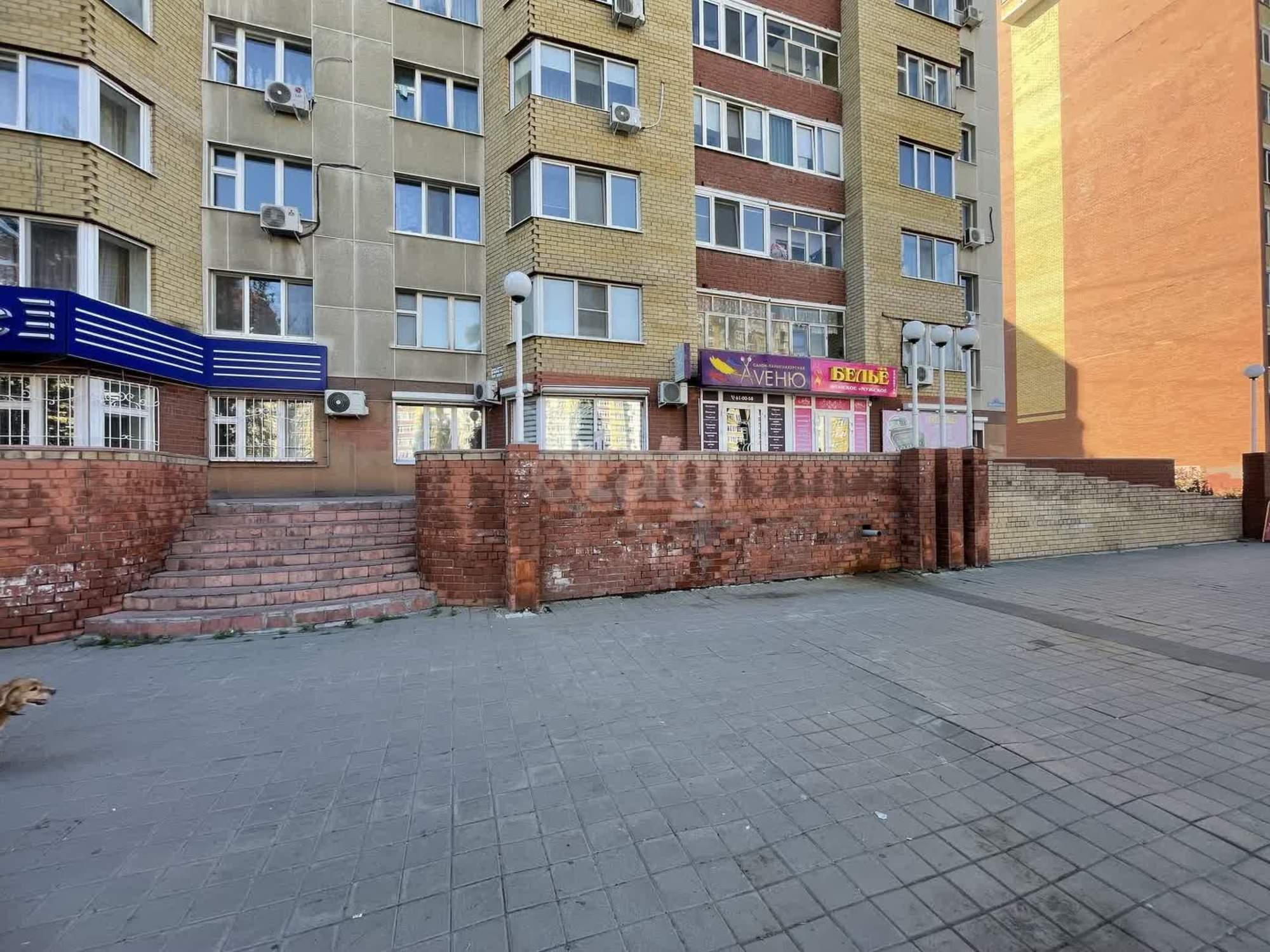 Сдать торговое помещение за 146 100 рублей на Пермякова 72