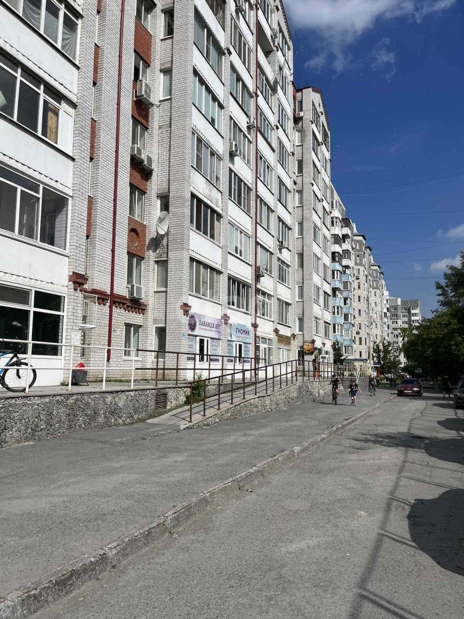 Купить офис, помещение под офис за 4 650 000 рублей на 30 лет Победы 146/1
