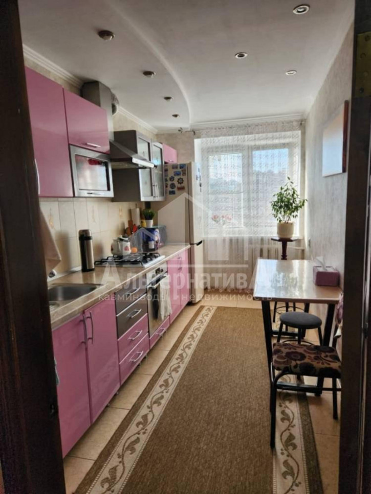 2-комн квартира Пикетная ул.