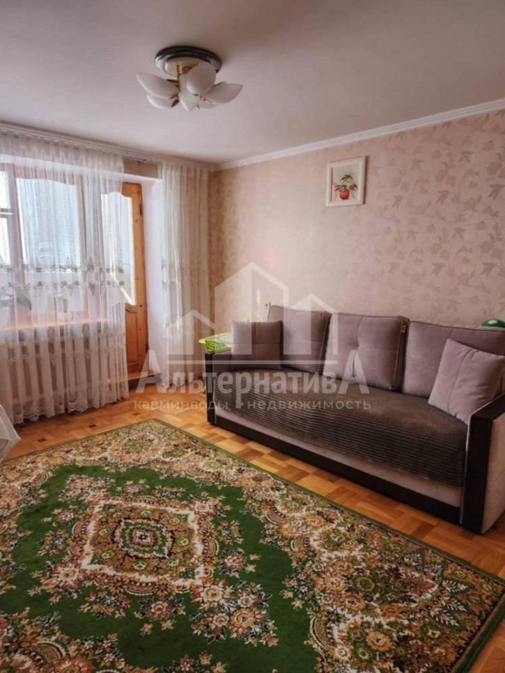 2-комн квартира Пикетная ул.