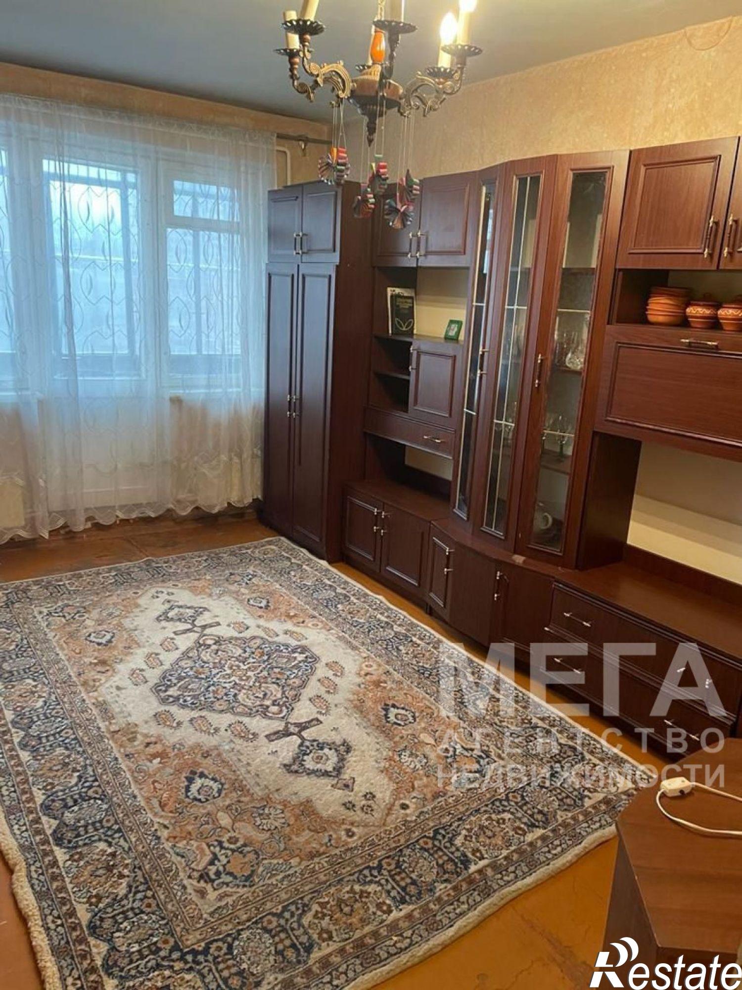 Купить квартиру за 3 990 000 рублей на Сулимова ул, 100