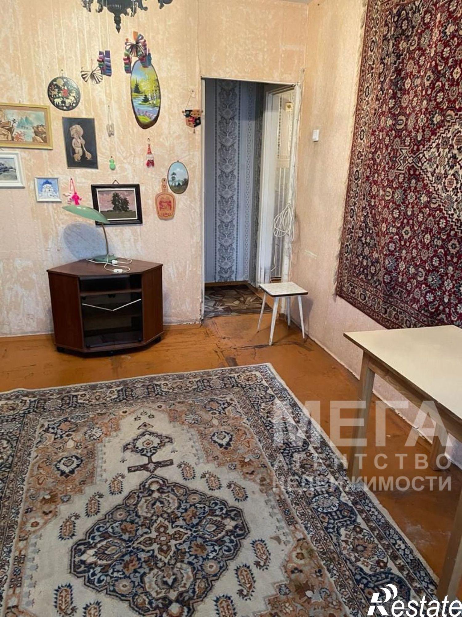 Купить квартиру за 3 990 000 рублей на Сулимова ул, 100