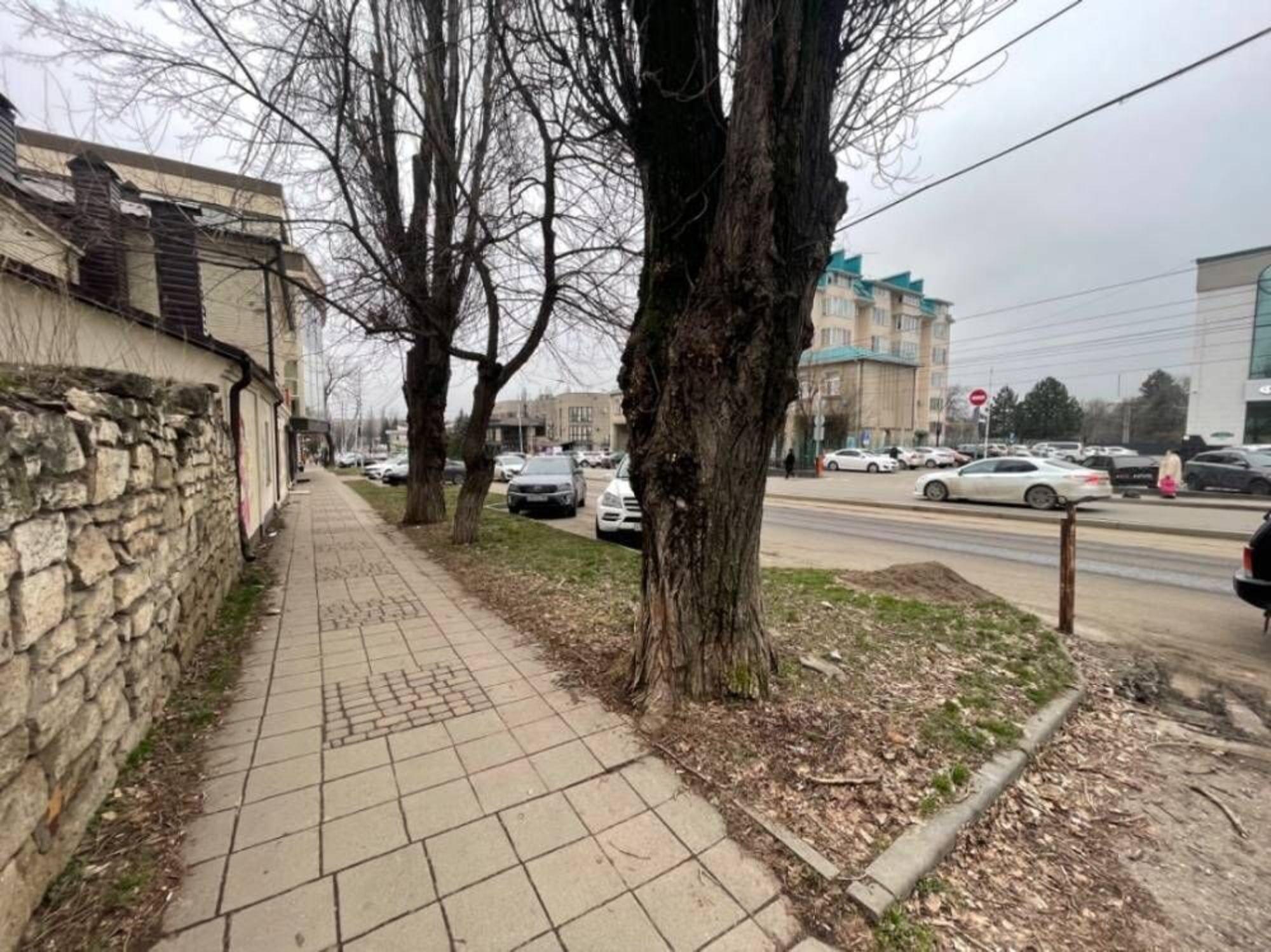 Купить ОСЗ, отдельно стоящее здание за 10 000 000 рублей на 40 лет Октября пркт
