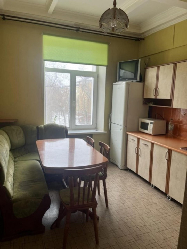 2-комн квартира Победы улица, 81