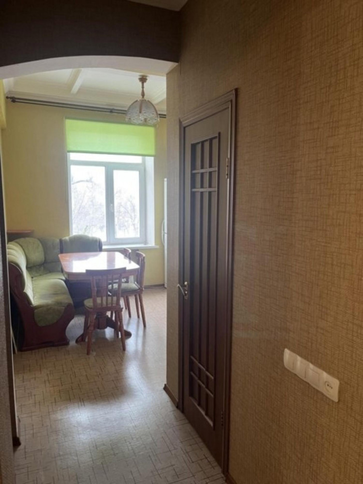 2-комн квартира Победы улица, 81