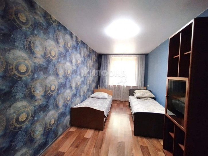 3-комн квартира Поспелова улица, д.17
