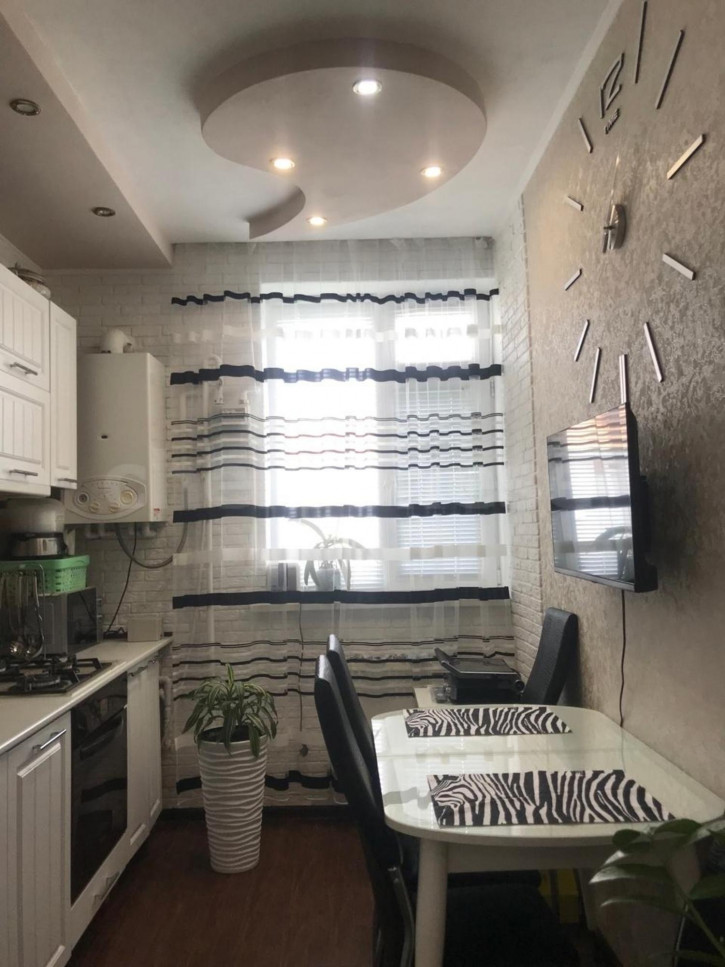 1-комн квартира Военных Строителей улица, д.12/1