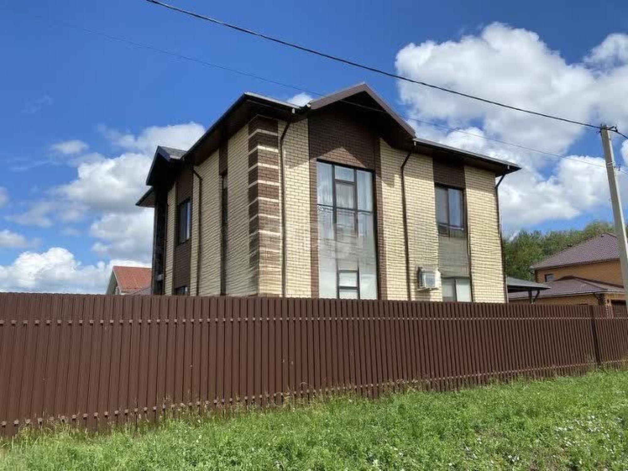 Купить дачу, дом, коттедж за 26 000 000 рублей на Радужный проезд, 7
