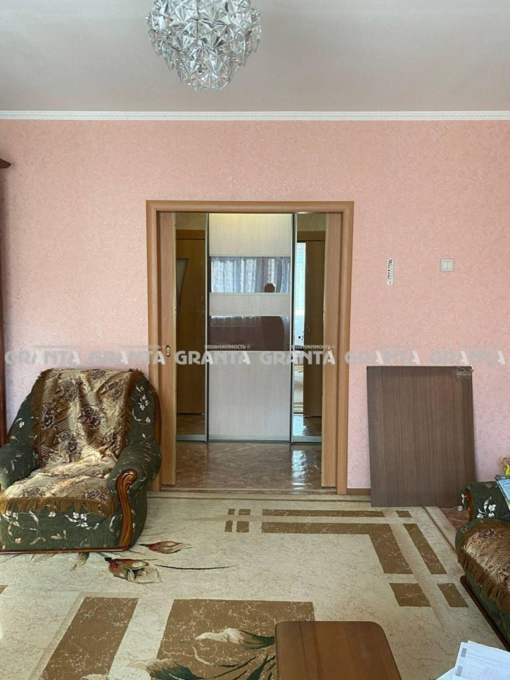 4-комн квартира ул Хабаровская 2-я, 4