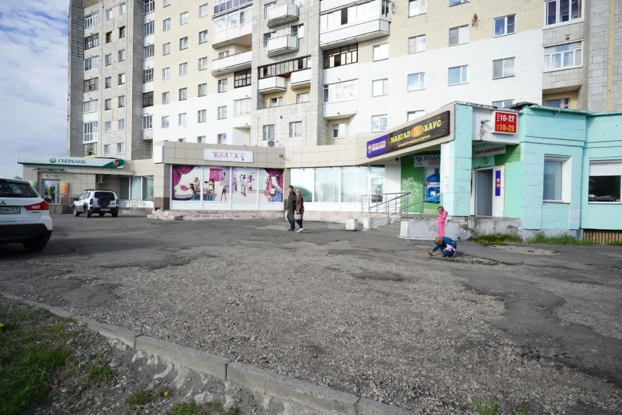 Купить торговое помещение за 23 204 500 рублей на Приморский б-р, 30