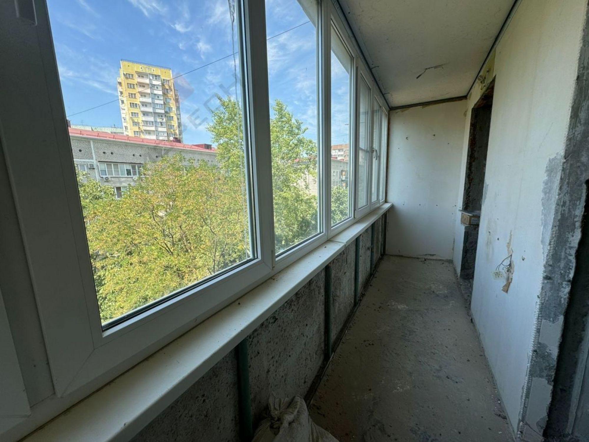 Купить квартиру за 5 000 000 рублей на Калинина ул, 13к55