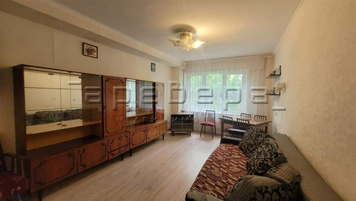 2-комн квартира Железнодорожников, 30
