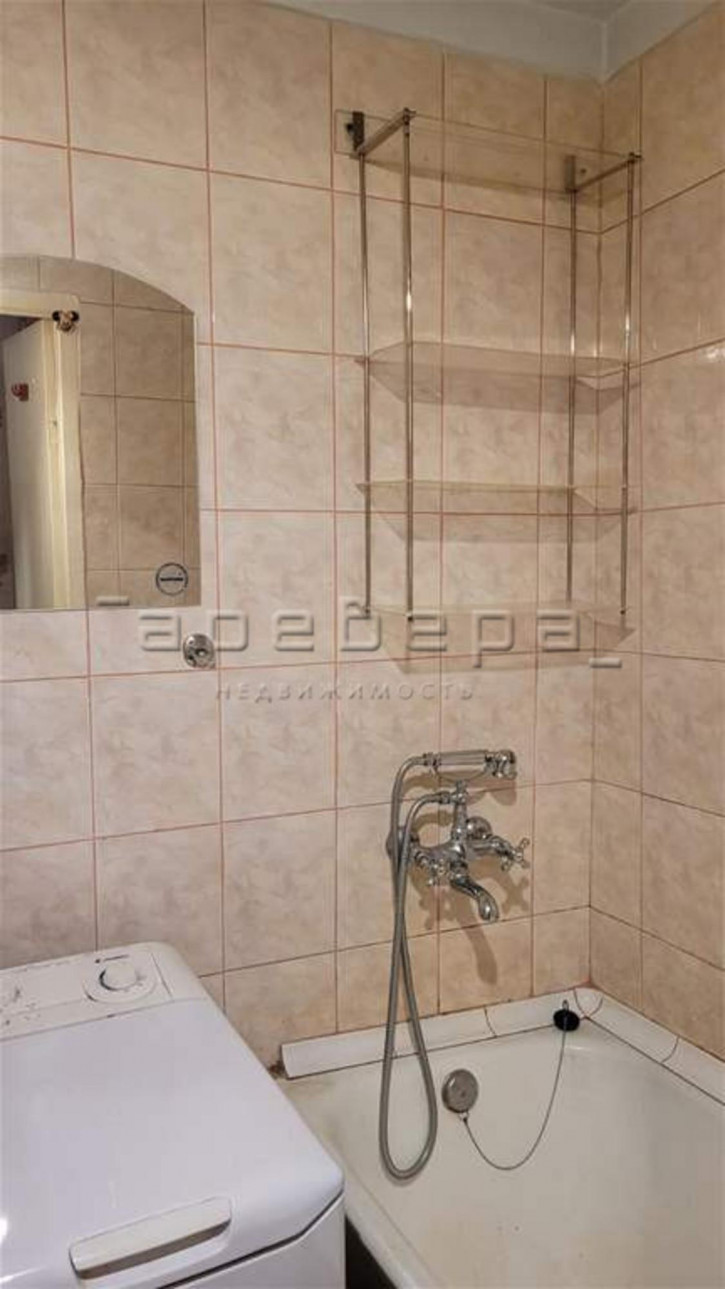 2-комн квартира Железнодорожников, 30