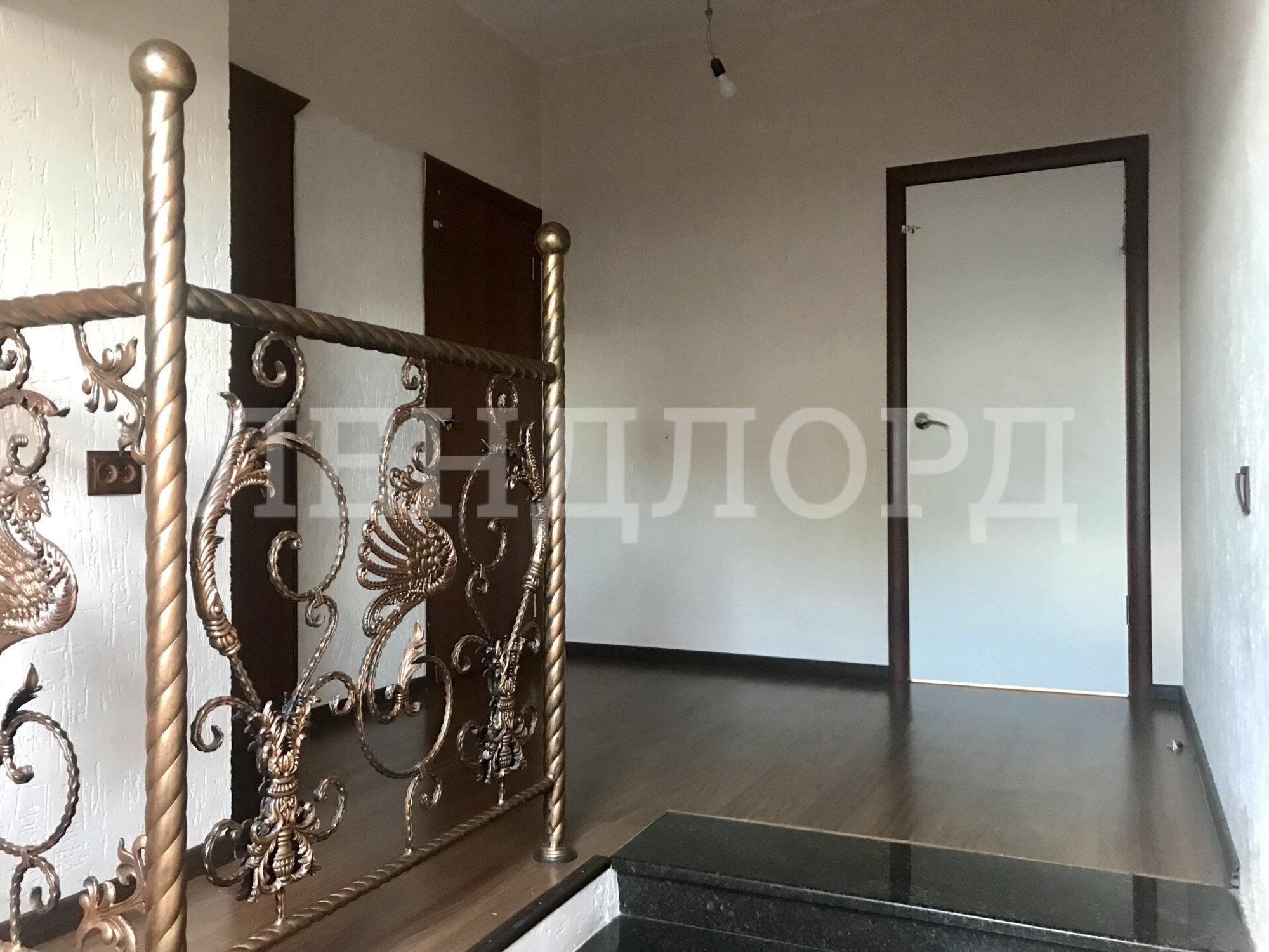 Купить дачу, дом, коттедж за 16 500 000 рублей на Узкий переулок