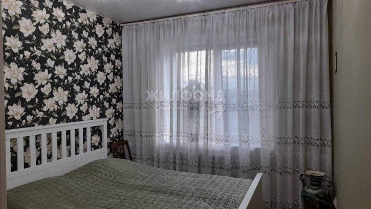 4-комн квартира Юбилейный проспект, д.19