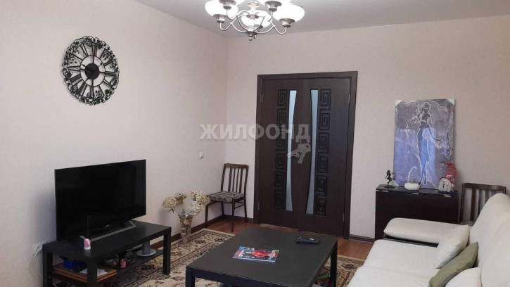 4-комн квартира Юбилейный проспект, д.19