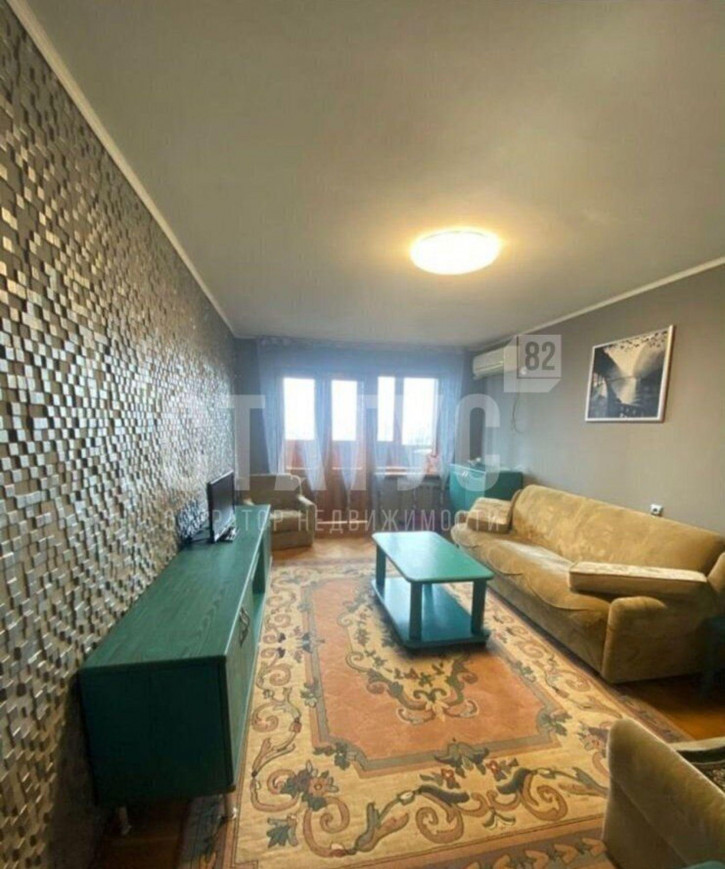 4-комн квартира Ленинградская ул, 5