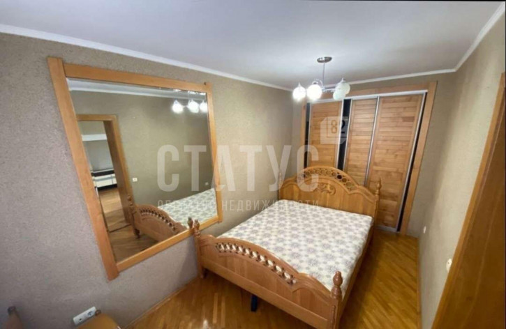 4-комн квартира Ленинградская ул, 5