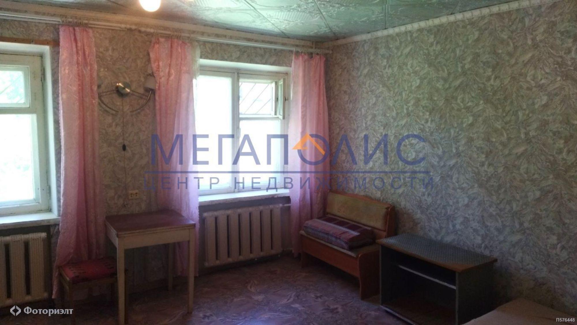 Купить квартиру за 1 050 000 рублей на Комарова ул, 122